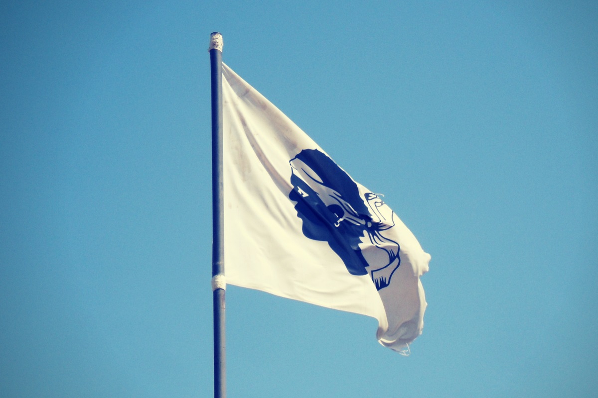 Flag of Corsica flying